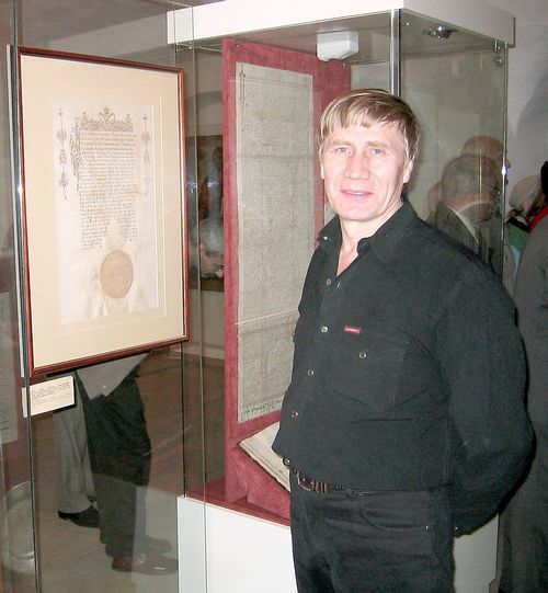 В.Ю.Беликов в Выставочном зале РГАДА. Май 2003 года