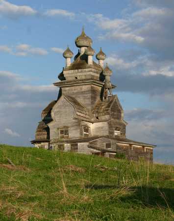 3. Владимирская церковь 1757 г. в селе Подпорожье. Фото А.В. Афанасьева