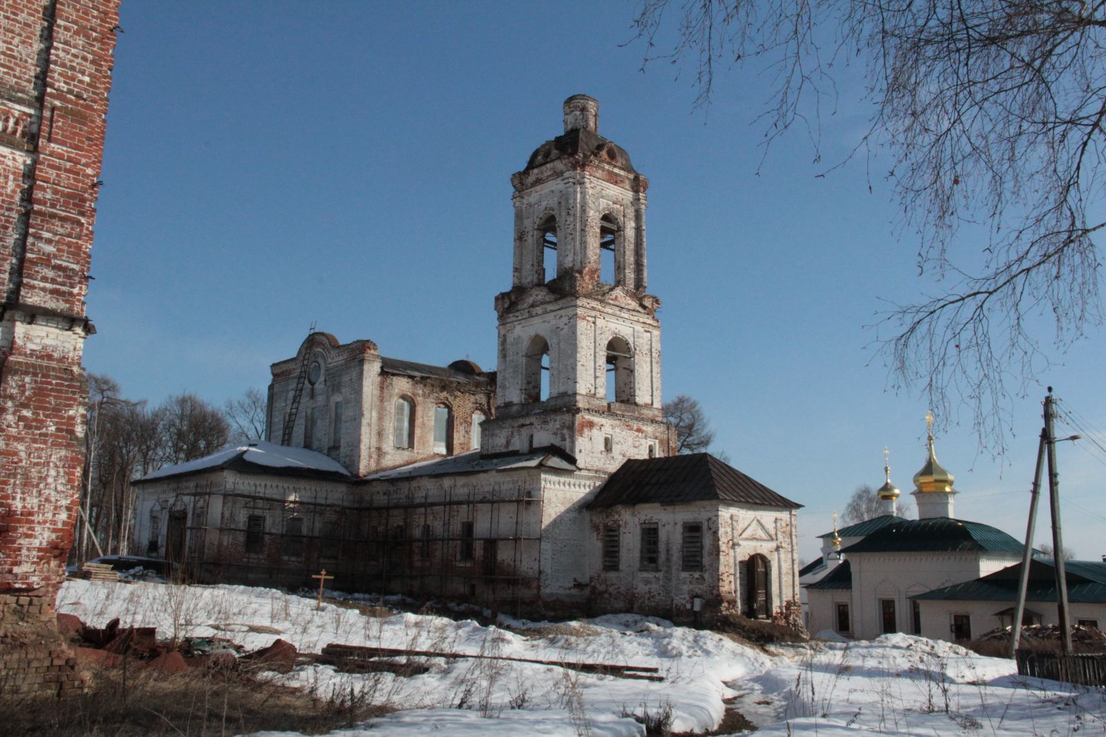 Общие виды Троицкого собора