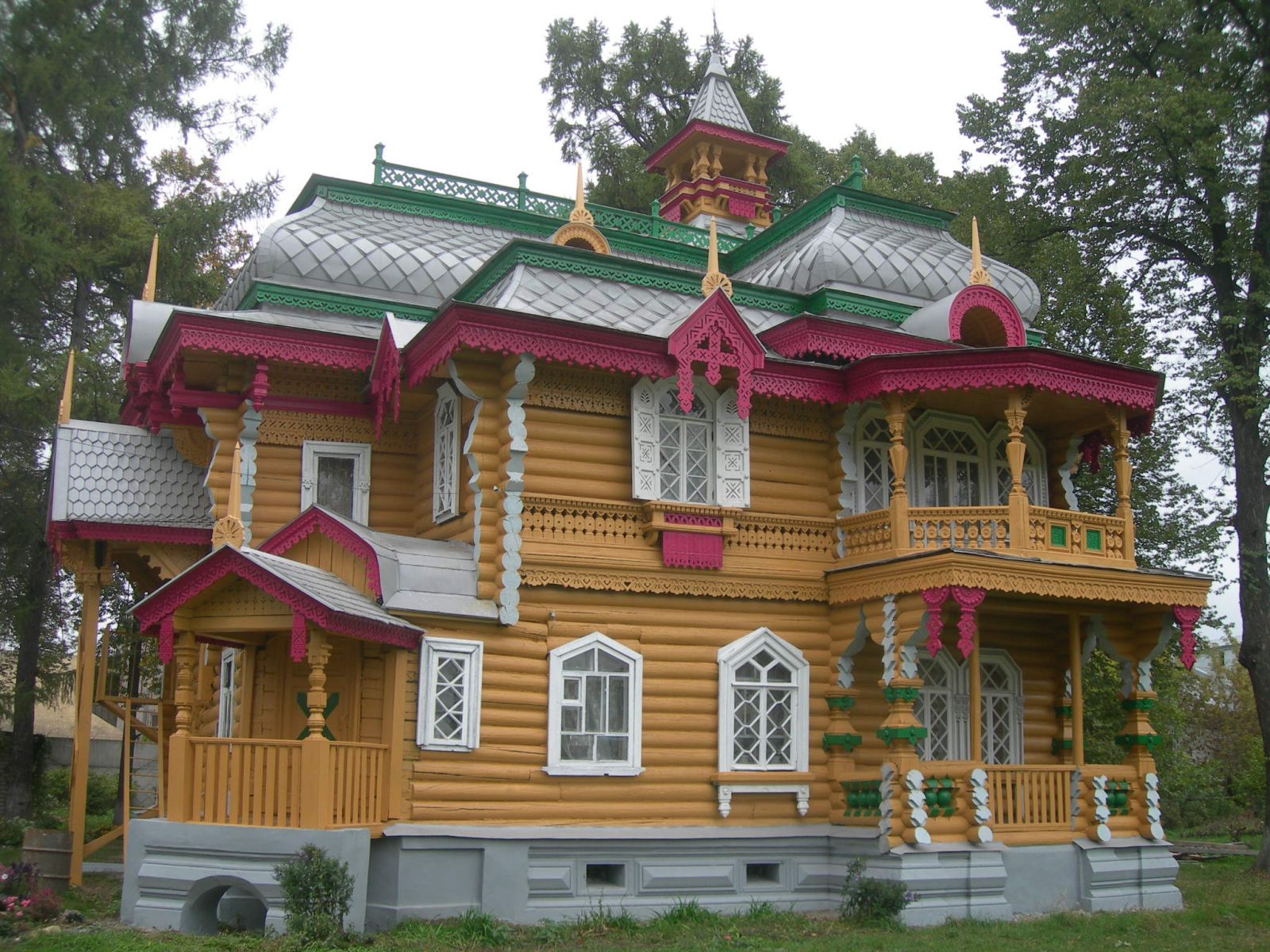 Вид южного фасада