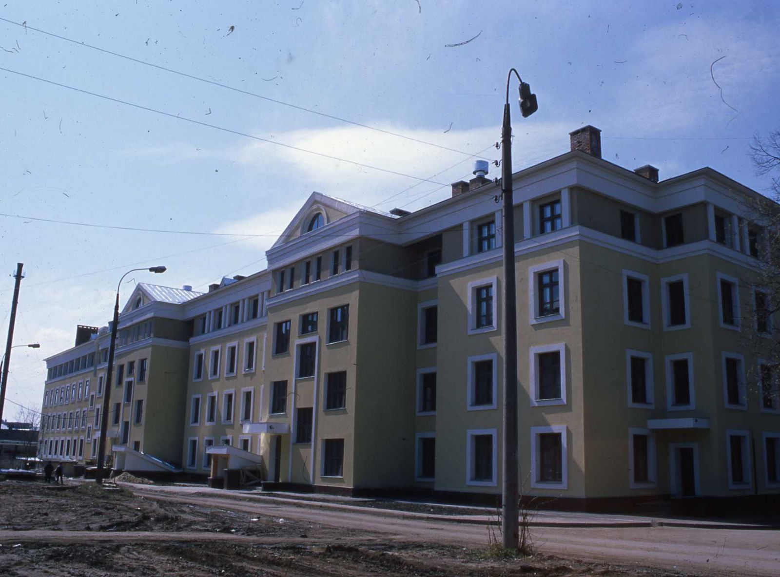 трехэтажный жилой  дом на ул. Медицинской (1935-1936 гг.)