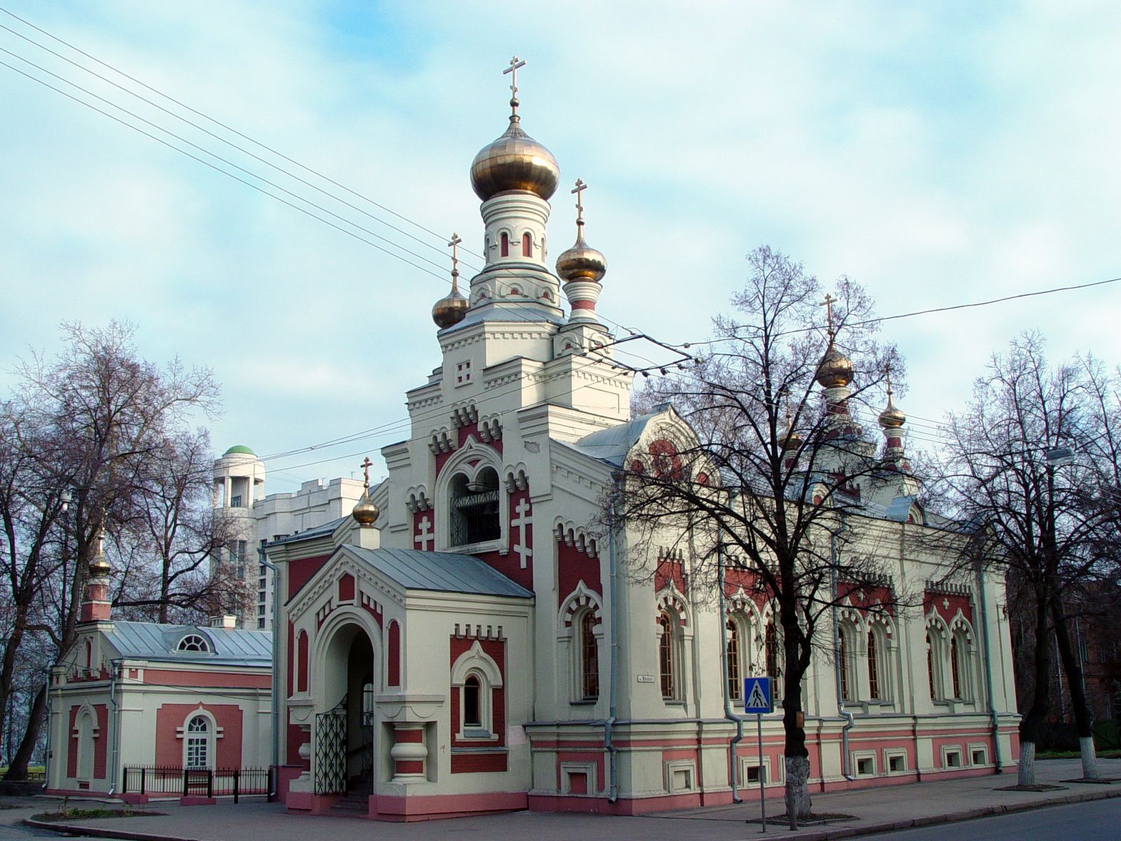 Скорбященская церковь. Вид с северо-запада. Фото И.С. Агафоновой. Ноябрь 2004 г.